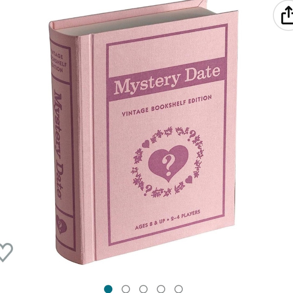 Vintage bookshelf Mystery Date game